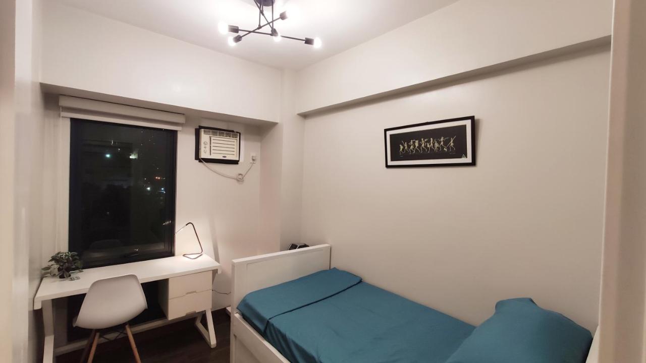 Resort Living Condominium Unit In Metro Маніла Екстер'єр фото